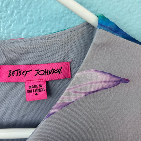 Betsey Johnson dress size 4 - Picture 2 of 3